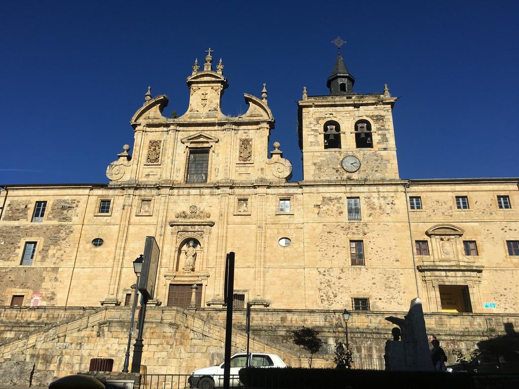 San Nicolas El Real Вильяфранка-дель-Бьерсо Экстерьер фото
